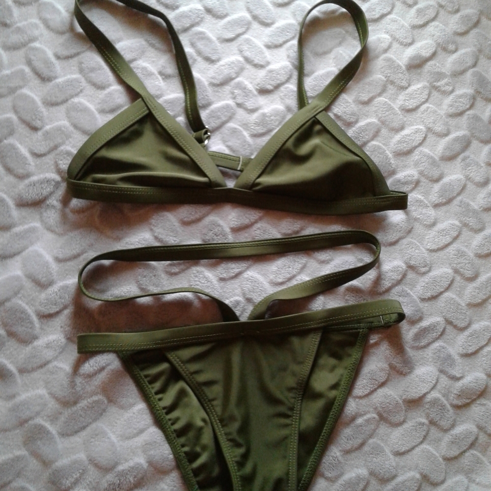 Strappy bikini